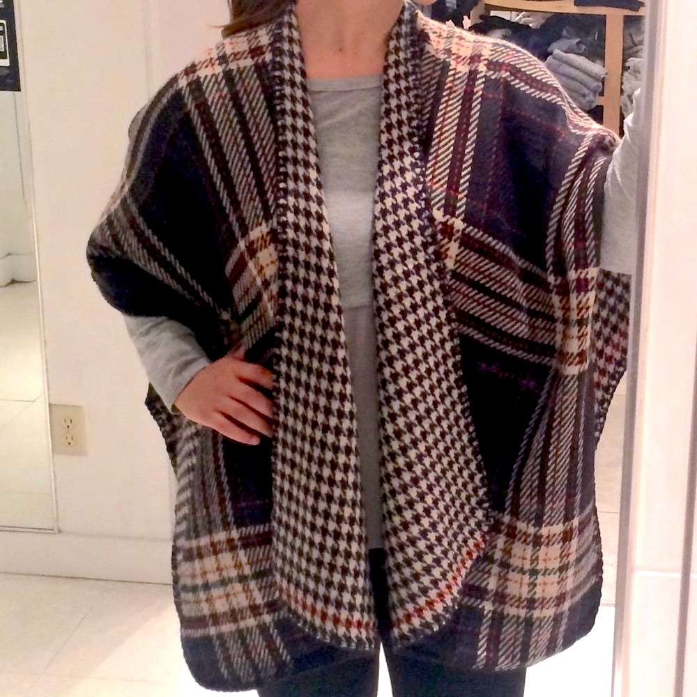 Plaid knit Poncho
